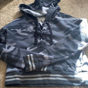 camo lace up AERO hoodie